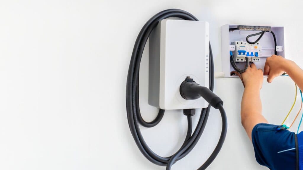 Solar panels and EV charger installed by Ecoleaf Energy
